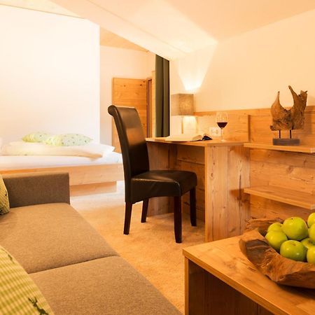 Hotel Hubertushof Lermoos Kültér fotó