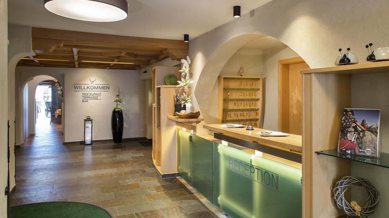 Hotel Hubertushof Lermoos Kültér fotó